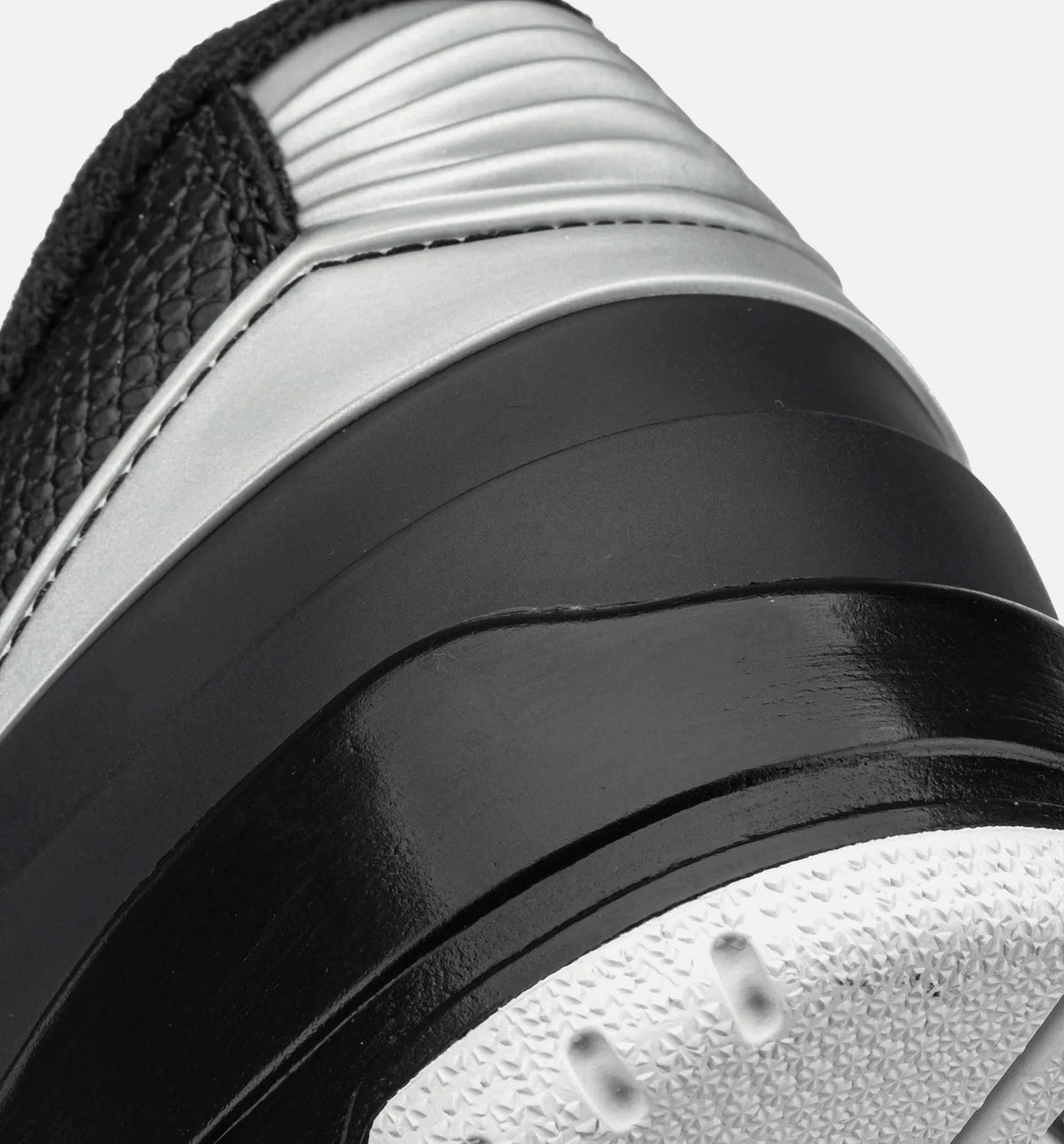 Air Jordan 23 Men's Shoe – Black/Metallic Silver