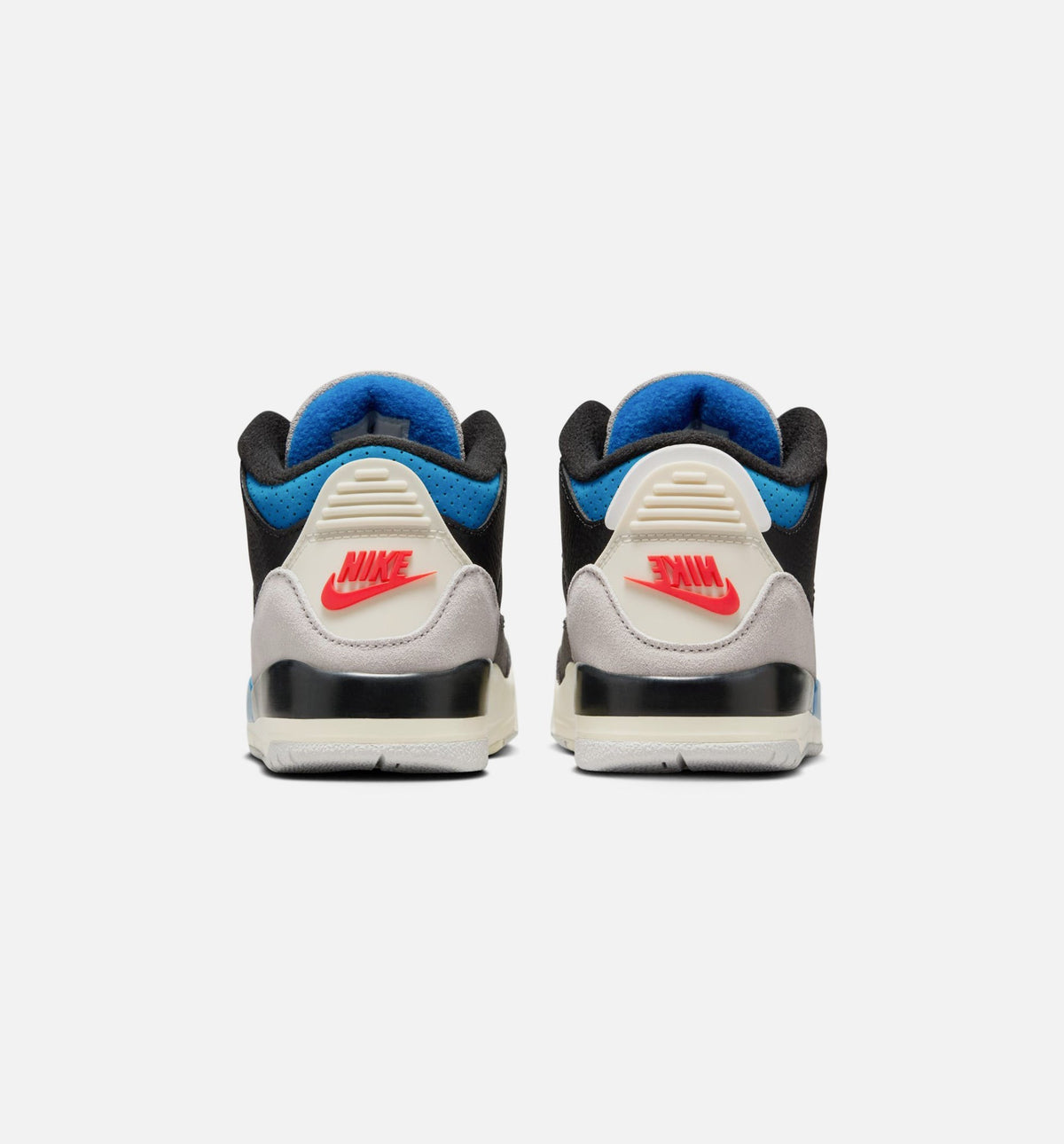 Air Jordan 3 Retro OG Rare Air – Preschool Lifestyle Shoe in Black/Chile Red/Neutral Grey