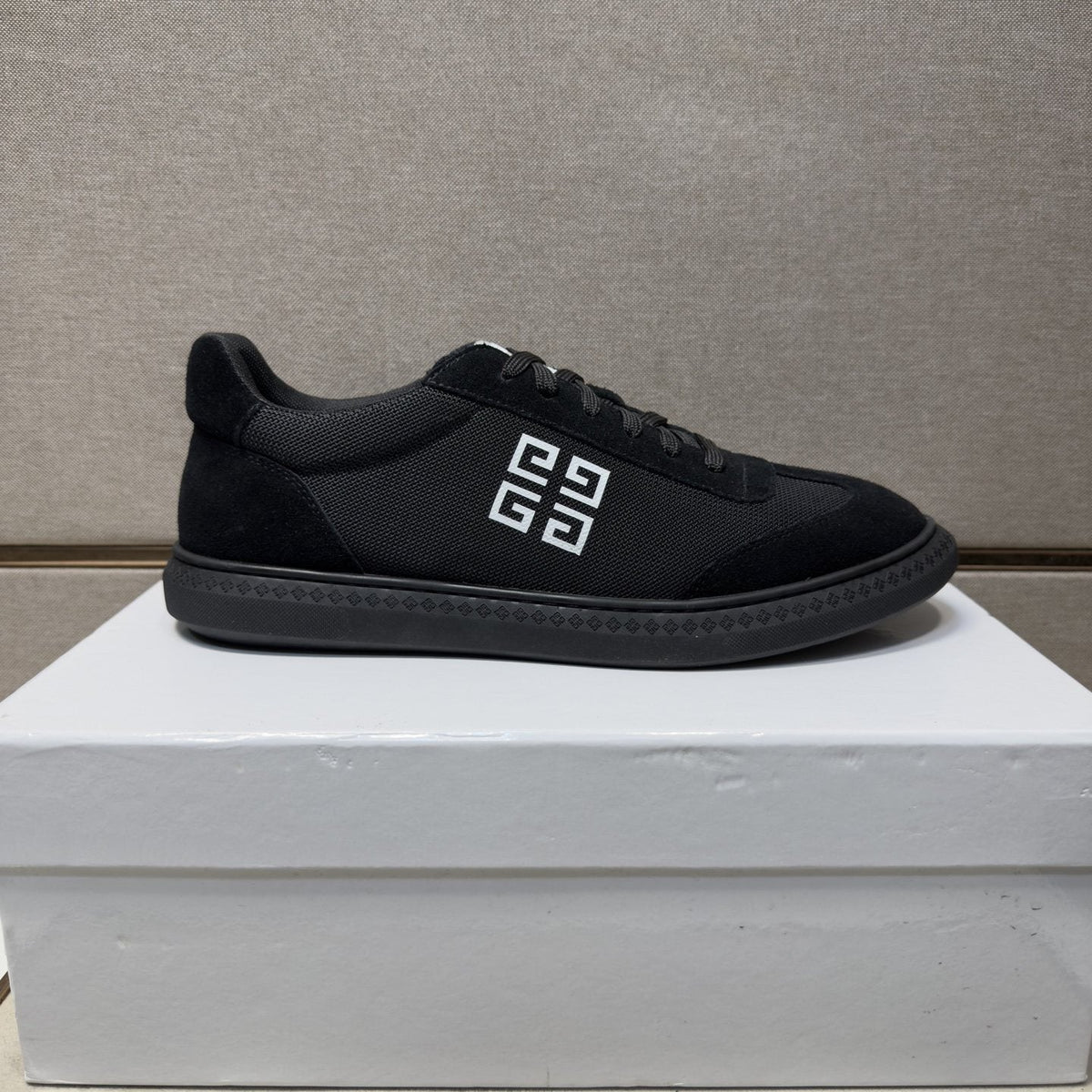 Givenchy Men's Geometric Emblem Low-Top Sneakers
