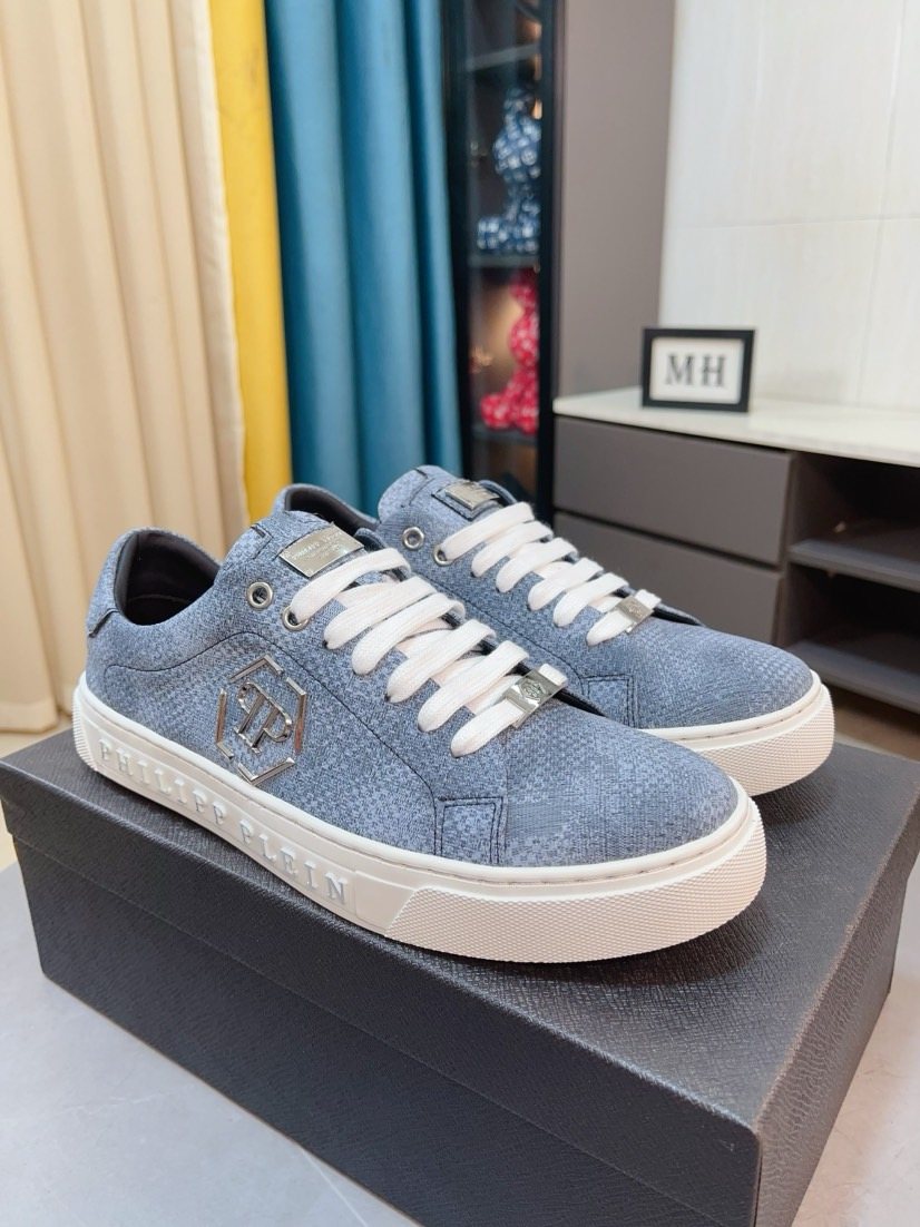 Philipp Plein Textured Low-Top Sneakers