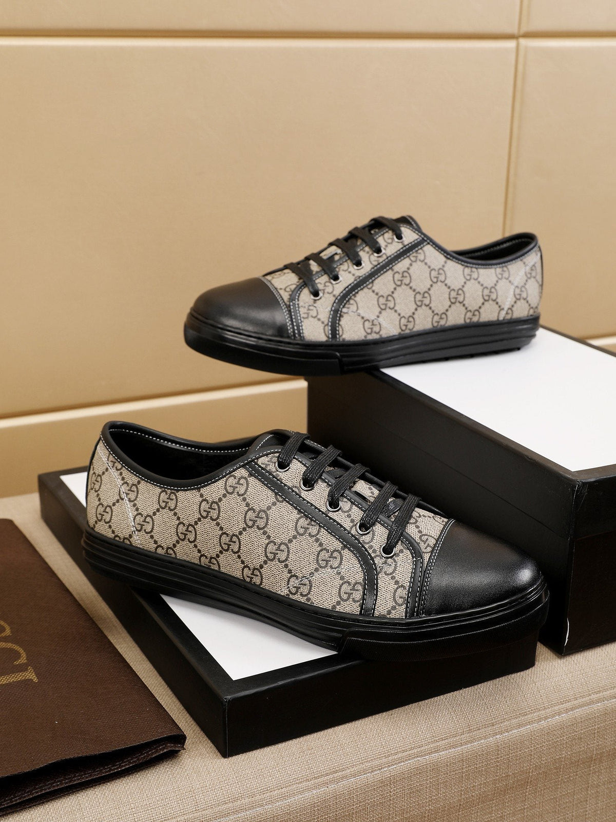 Gucci Men's Monogram Low-Top Sneakers - Lace-Up Closure
